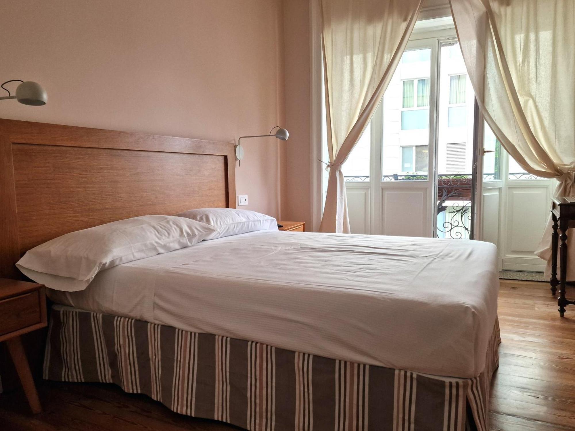 B&B Residenza Cavour Como Eksteriør billede